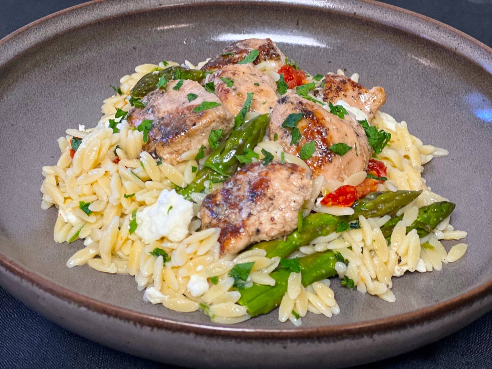 Grilled Chicken & Orzo